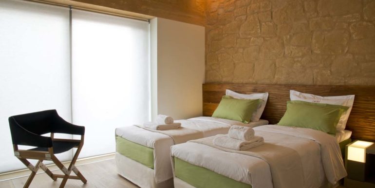 RIGHT_BEDROOM_MANDARINA_3118