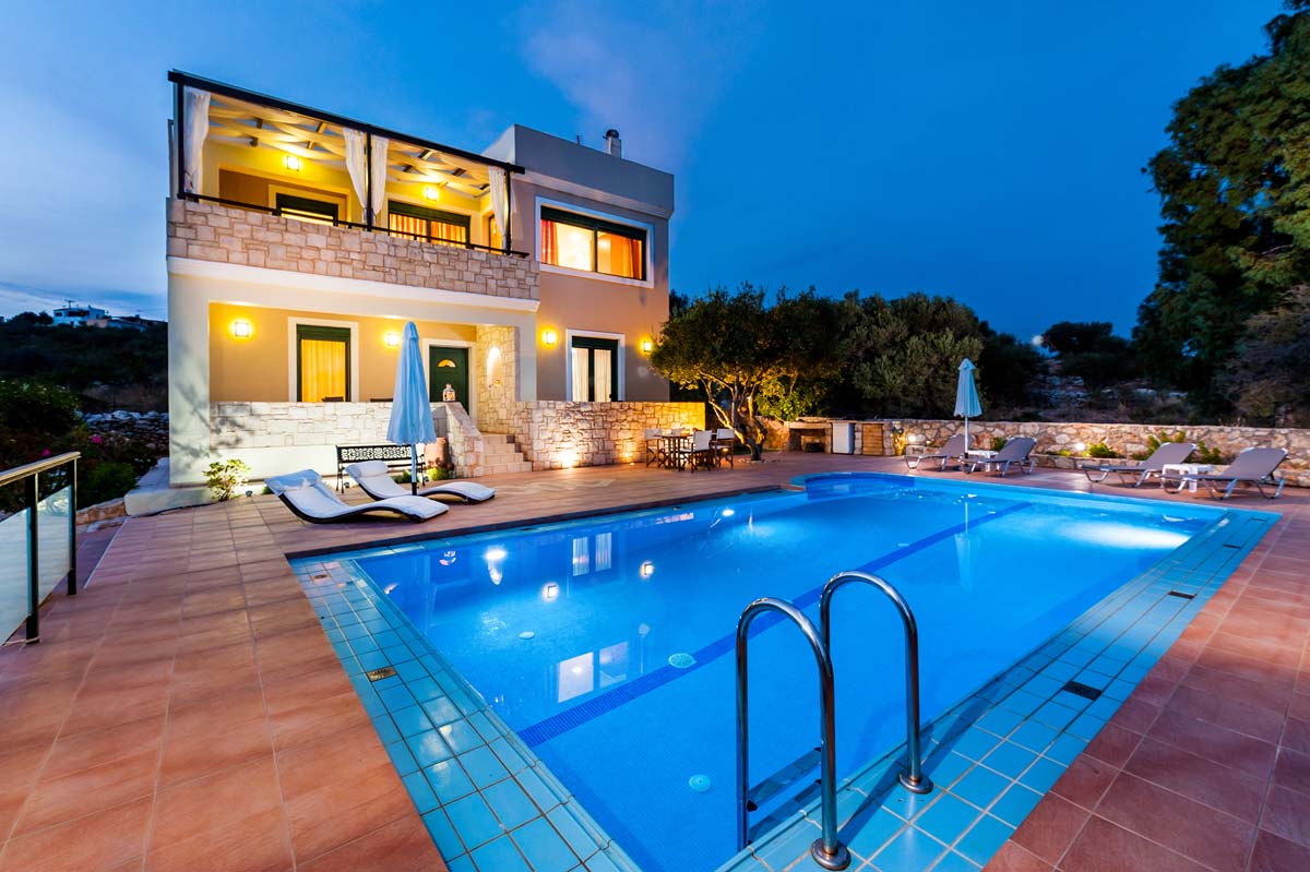 Renata 3bd Modern Villa