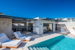 Nevidita 2Bd Luxury Villa